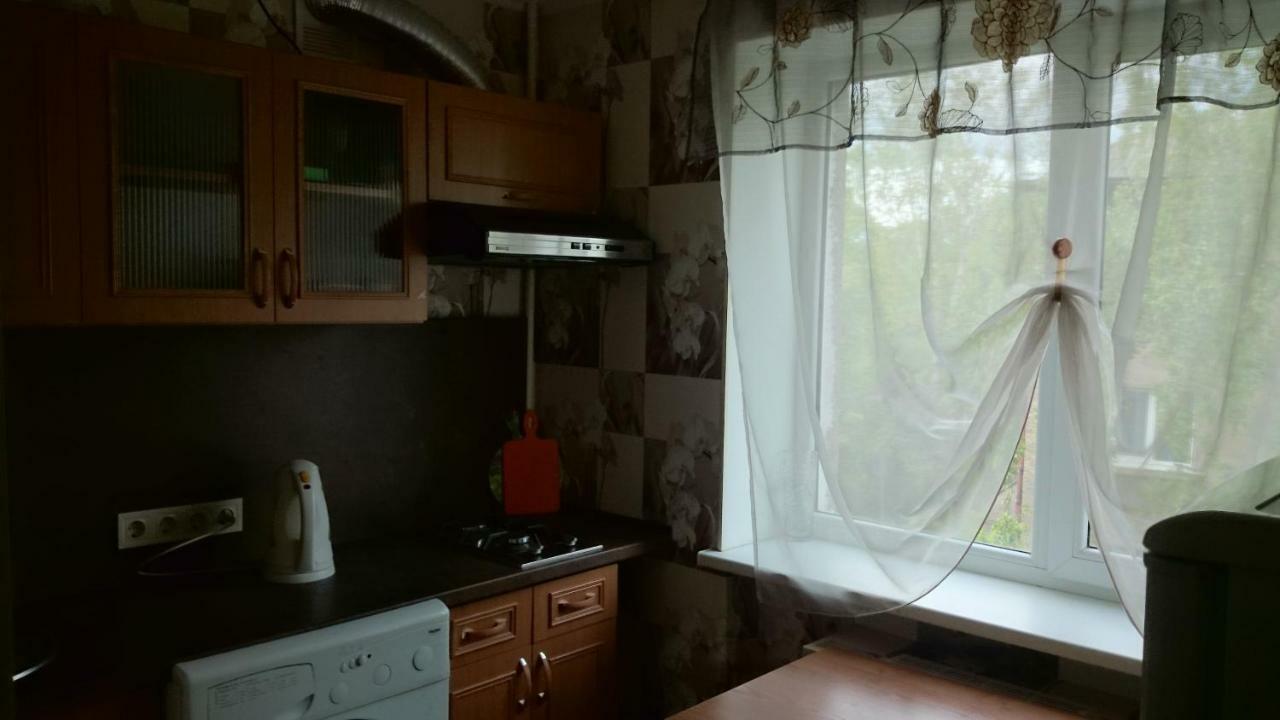 Апартамент В Центре Города, Stacijas 111 다우가프필스 외부 사진