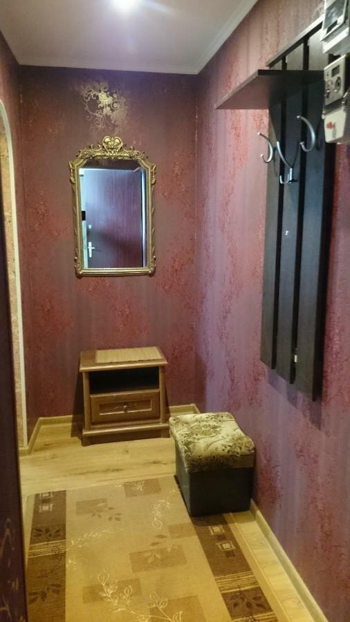 Апартамент В Центре Города, Stacijas 111 다우가프필스 외부 사진